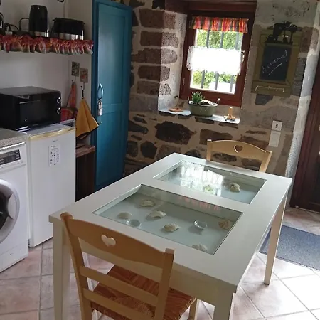 Tiny Cantalou Saint-Martin-sous-Vigouroux