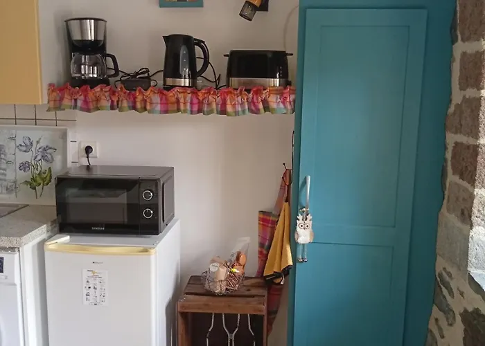 Tiny Cantalou Feriehus Saint-Martin-sous-Vigouroux