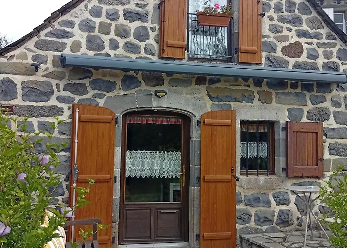 Tiny Cantalou Feriehus Saint-Martin-sous-Vigouroux